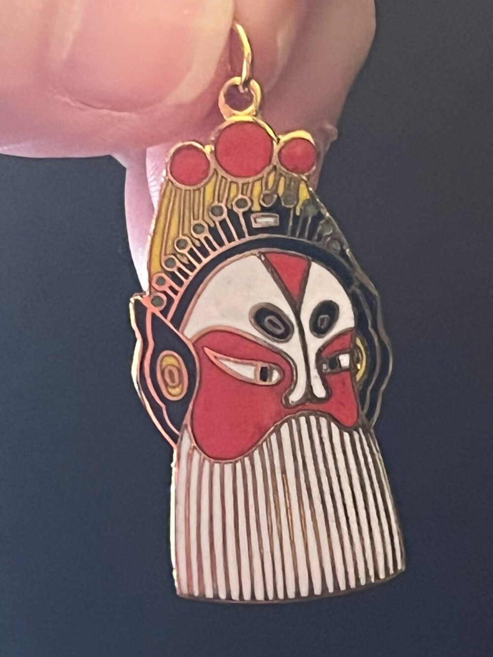 🎭Rare Vintage Enamel & Brass Chinese Opera Mask Pendant Set – Orig Brocade Box - Picture 13 of 16